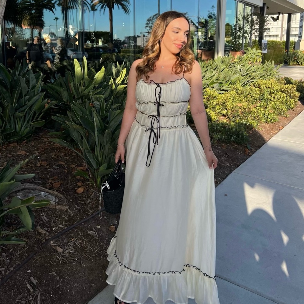 Isabelle’s Cabinet Sky to Moon Fairy Dreams Maxi Dress